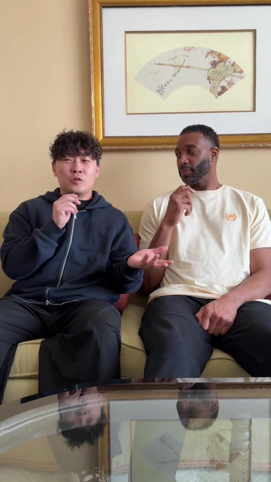 小伙子你真勇啊，在麥迪面前“那個(gè)，那個(gè)”的