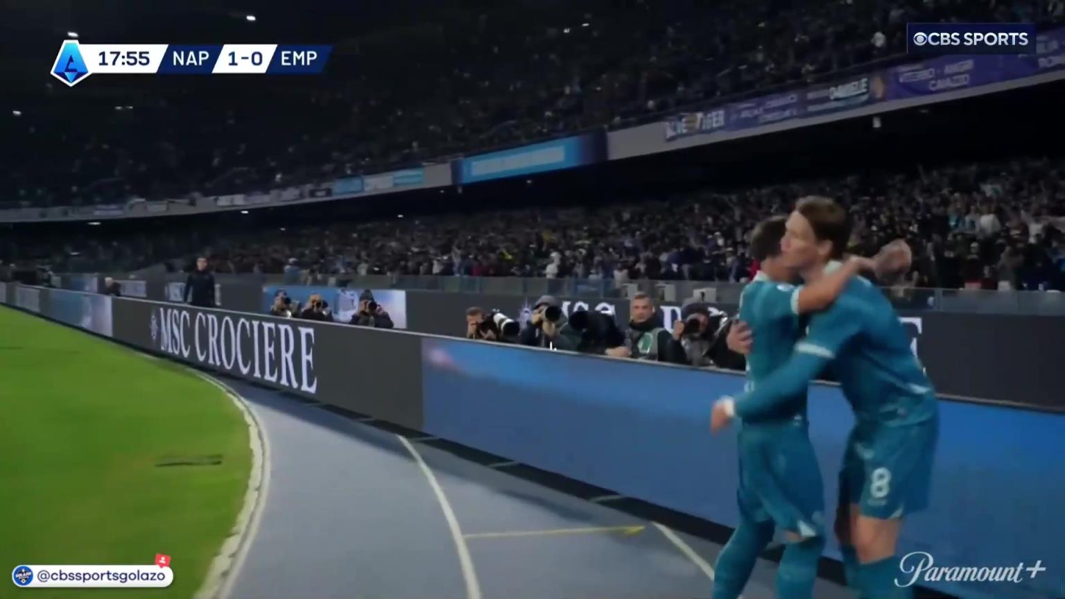 完美進(jìn)球！麥克托米奈中場帶球一條龍外圍勁射破門！